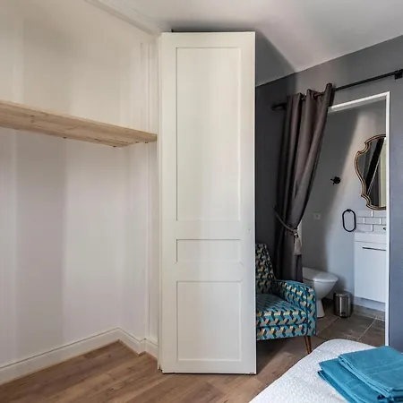 Feuillatte Ch - Centre Ville Apartamento